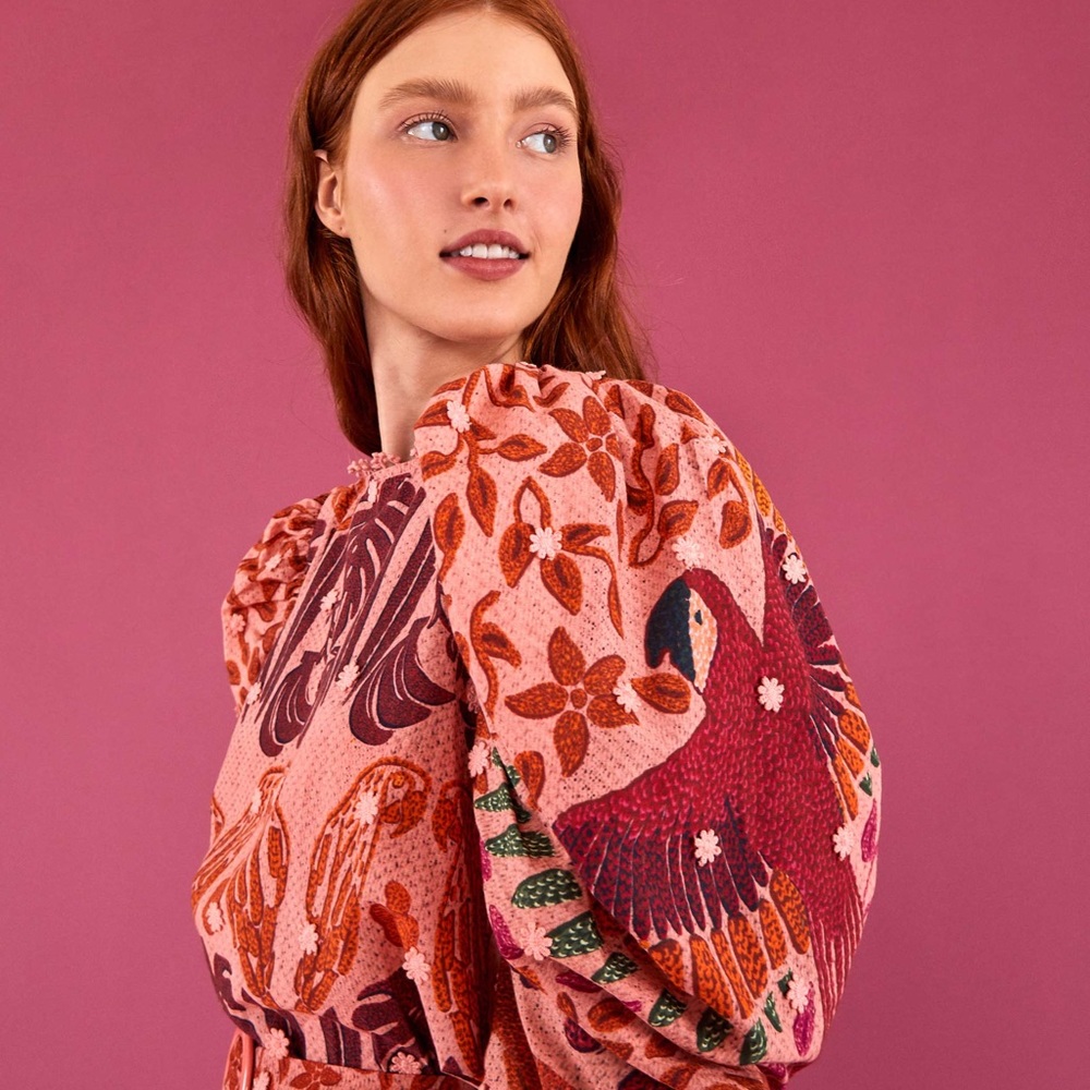 FARM Rio Ainika Macaws Puff Sleeve Cotton Blouse
